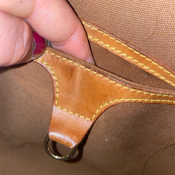 SOLD Authentic Louis Vuitton Eclipse MM Hand Bag - Picture 11 of 12